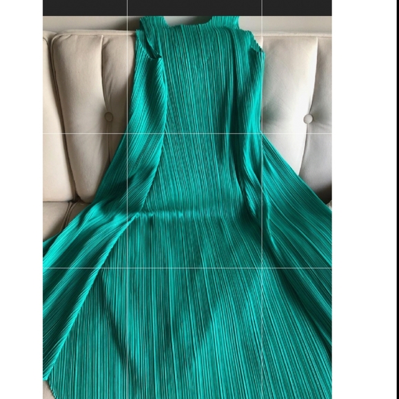 ISSEY MIYAKE PLEATS PLEASE Dress - Picture 5 of 5